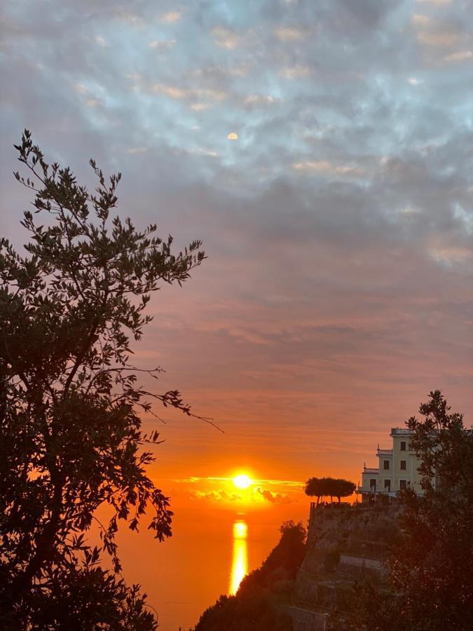 B&B Miramare Аджерола Экстерьер фото