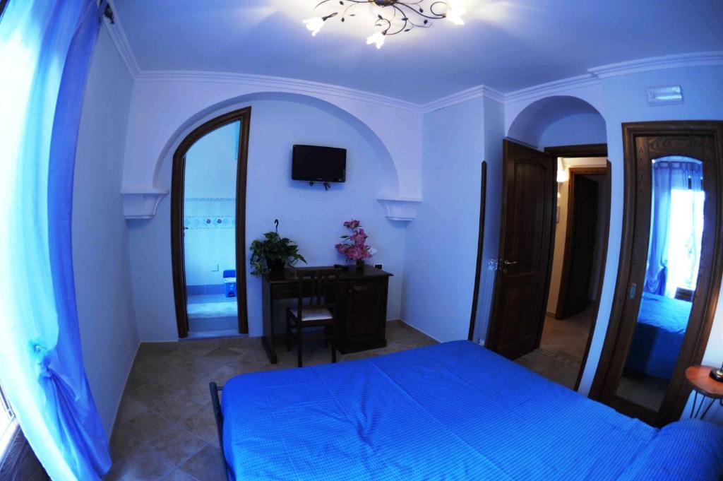 B&B Miramare Аджерола Экстерьер фото